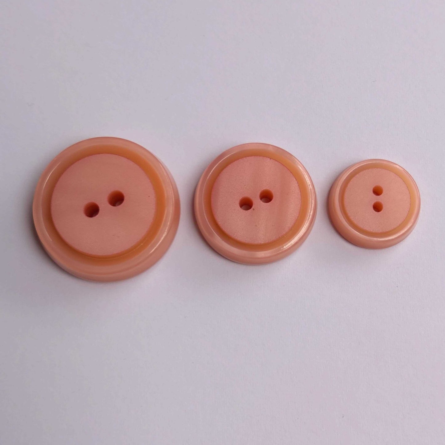 レッド ピンク 二つ穴 R9