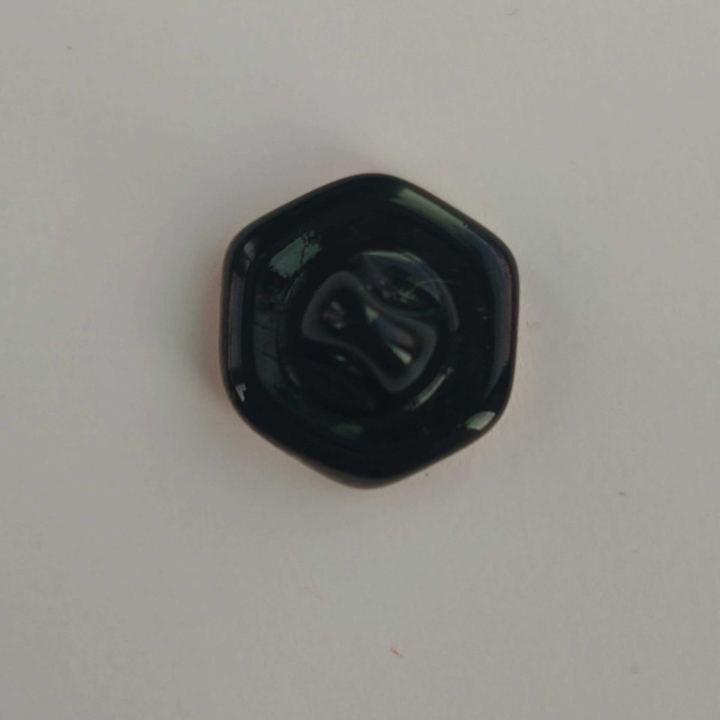 ブラック　トライアングル　ゴールド　R281