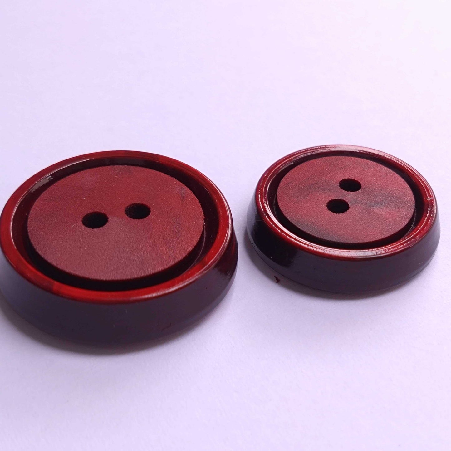レッド　ピンク　二つ穴 R9