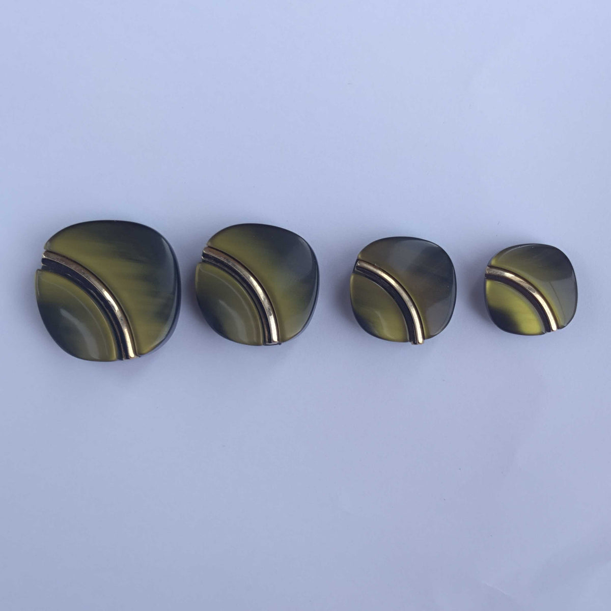 Gould R162 グリーン オーロラ R162 – story